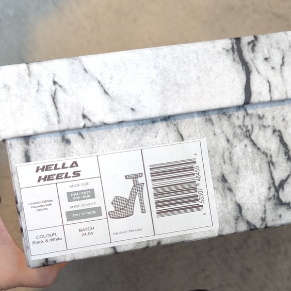 Hella Heels Houndstooth Black & White Special Edition 7" Platform Heels - Picture 3 of 10